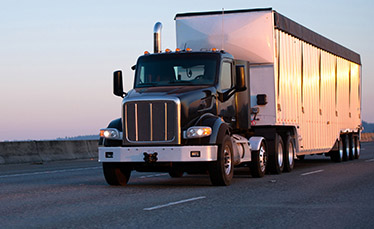 Conestoga trailer freight brokers from Laredo to Los Angeles